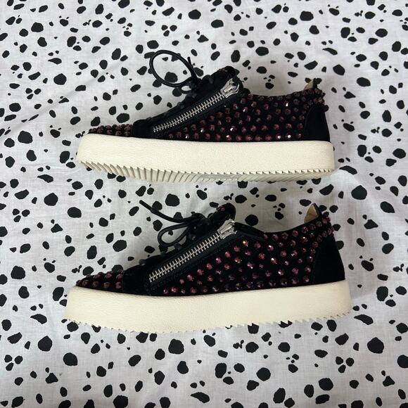 Giuseppe Zanotti | Crystal Magenta Pink Black Suede Low Top Designer Sneakers 38 - Picture 5 of 9